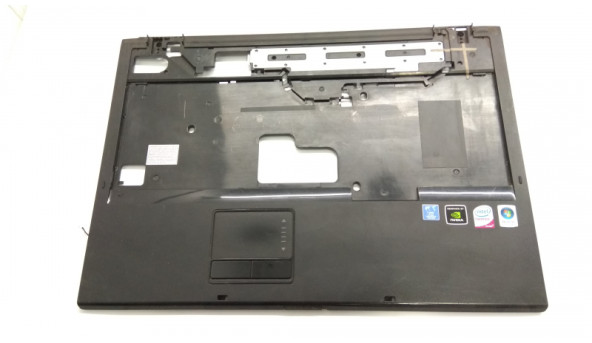 Середня частина корпуса для ноутбука Samsung R700, R710, 17.0", BA75-01997A, Б/В. Всі кріплення цілі. Без пошкоджень. Відсутня верхня панель.