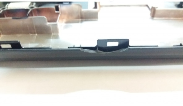 Нижня частина корпуса для ноутбука  Asus X200M, 13NB03U2AP0402, Б/В, Пошкоджено 2 кріплення, скол зверху поцентру (фото).