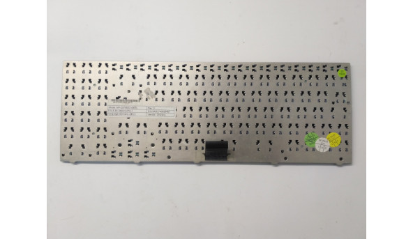 Клавіатура для ноутбука Clevo D900, D27, D470, M590, D70, в хорошому стані без пошкоджень, робоча клавіатура, відсутні клавіша (фото)