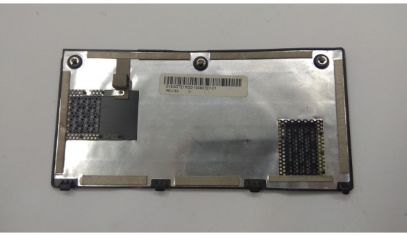 Сервісна кришка для ноутбука Toshiba Satellite M305, M305D, ZYE3GTE1RD0I, Б/В. В хорошому стані, без пошкоджень. Є подряпини та потертості. - 309311