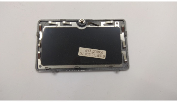 Сервісна кришка для ноутбука Acer Aspire 2000, CL32, APCL322R000, Б/В. В хорошому стані, без пошкоджень. Є подряпини та потертості. - 309381