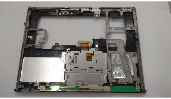 Середня частина корпуса для ноутбука Acer Aspire 2000, CL32, 15.4", AMCL3246000, Б/В. Всі кріплення цілі. Без пошкоджень. Є подряпини. - 309385