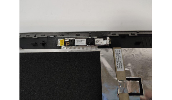 Кришка матриці для ноутбука для ноутбука Fujitsu Lifebook SH531, 13.3", CP515382-01, Б/В. Зламані ліві кріплення (фото), є подряпини, продається з веб камерою - 309392