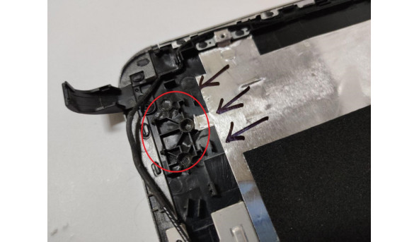 Кришка матриці для ноутбука для ноутбука Fujitsu Lifebook SH531, 13.3", CP515382-01, Б/В. Зламані ліві кріплення (фото), є подряпини, продається з веб камерою - 309392