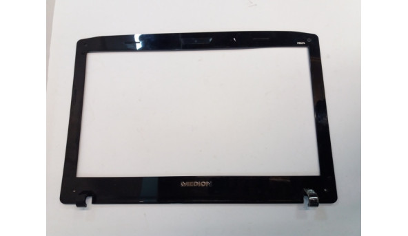 Рамка матрицы для ноутбука Medion Akoya P6622 MD98250 P6624 MD98390 60.4GU25.001 Б/У