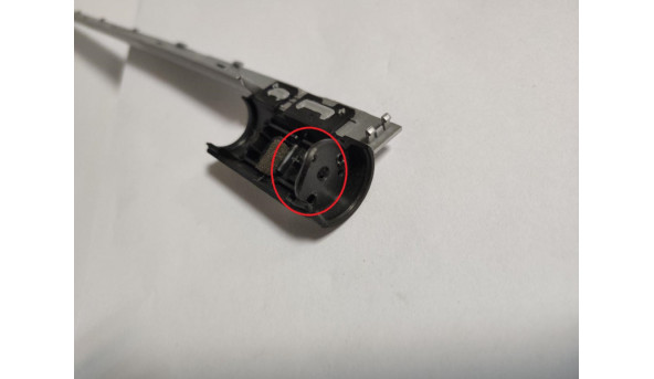 Верхня накладка на середню панель, для ноутбука Acer Aspire 8943G, 18.4", 37ZYALBTN00, EAZYA002010, б/в. В хорошому стані. Є маленька деформація та тріщинка (фото). - 309434