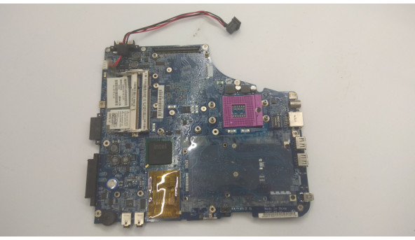 Материнська плата для ноутбука Toshiba Satellite A200, LA-3481P, Rev:2A, Б/В.  Не стартує, є пошкодження (фото).