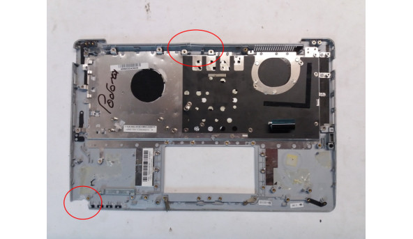 Середня частина корпуса для ноутбука Asus X201E, 11.6", 13NB00L2AP0611, Б/В, клавіатура робоча, має пошкодження (фото) - 309550
