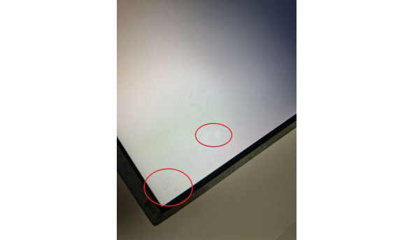 Матриця AU Optronics, B140RW01 V.2, 14.0", LCD, HD+ 1600x900, 30-pin, Б/В. Є ледь помітний засвіт(фото) та дві маленькі чорні плямки