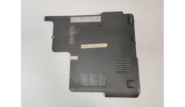 Сервісна кришка, для ноутбука MSI CX620, CX630, A6200, 681J212Y31A, E2P-681J2XX-Y31, Б/В,  Зламане кріплення, замочки, та решітка (фото).