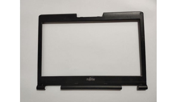 Рамка матриці для ноутбука Fujitsu LifeBook S751, 14.0", б/в. В хорошому стані, без пошкодженнь.