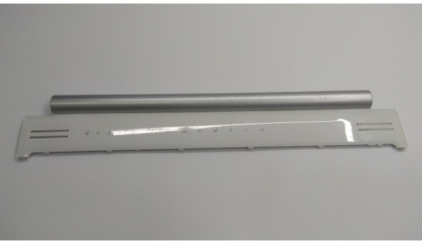 Накладка, на середню частину корпуса для ноутбука Packard Bell Easynote Tj75, Wis604bx01003, Б/В, в хорошому стані, без пошкоджень.