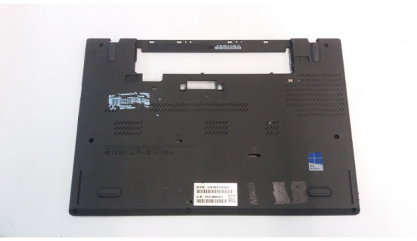 Нижня частина корпуса для ноутбука Lenovo ThinkPad T460p, T470p, SCB0H21612, Б/В. Всі кріплення цілі, в хорошому стані.