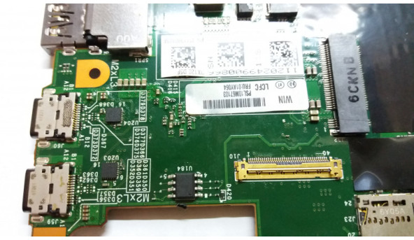 Материнська плата для Lenovo ThinkPad X1 carbon Gen 5, DX120, NM-B141, 1120231300117, Б/В. Працює частково. Дляроботи потрібно замінити мікросхему. Коли натискаєш на мікросхему працює, має сліди ремонту.  Процесор: SR2ZU, Intel Core i5-7200U.