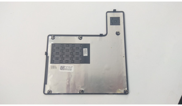 Сервісна кришка для ноутбука Dell Vostro 1015, CN-0H2TNC, EBVM9018010, Б/В. В хорошому стані, без пошкоджень. Є подряпини та потертості. - 310005