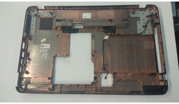 Нижня частина корпуса для ноутбука Dell Vostro 1015, 15.6", CN-0YMCXM, Б/В. Всі кріплення цілі. Без пошкоджень. - 310007