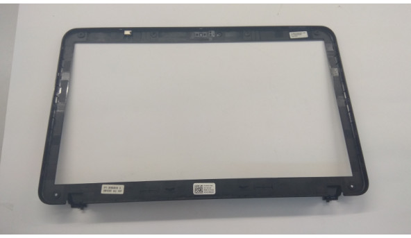 Рамка матриці корпуса для ноутбука Dell Vostro 1015, 15.6", CN-0P9D39, Б/В. Всі кріплення цілі. Без пошкоджень. - 310009