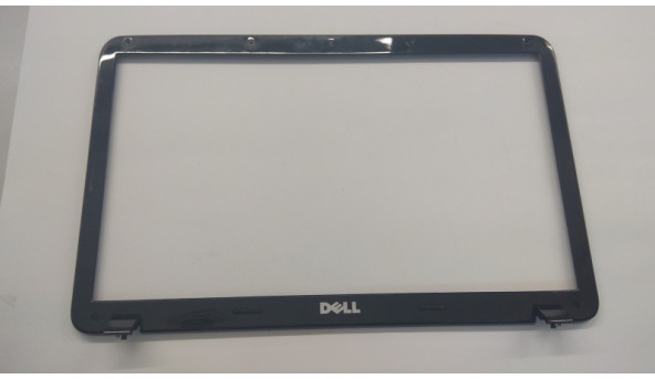 Рамка матриці корпуса для ноутбука Dell Vostro 1015, 15.6", CN-0P9D39, Б/В. Всі кріплення цілі. Без пошкоджень.