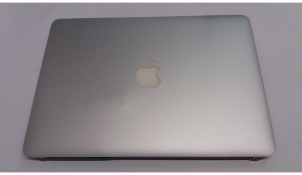 Кришка матриці з рамкою, завісами, шлейфами, камерою для ноутбука Apple MacBook A1466, 13", Б/В. Матриця розбита. незначні подряпини та вмятини.
