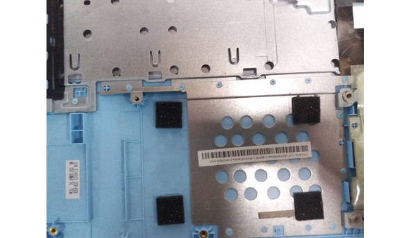 Середня частина для ноутбука Acer Aspire V5-571, V5-531, 15.6", 604VM43002, Б/В. Є сильні подряпини.Зламані два кріплення (фото). - 310062