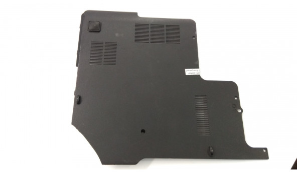 Сервісна кришка для ноутбука MSI CR620, MS-1688, 681J212Y31A, Б/В. Є зламаний кут (фото), тріщина на кріпленні.
