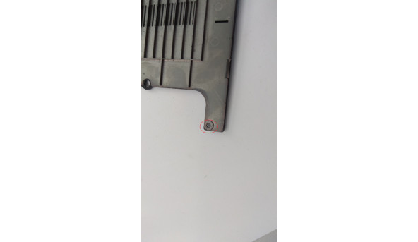 Сервісна кришка для ноутбука MSI CR620, MS-1688, 681J212Y31A, Б/В. Є зламаний кут (фото), тріщина на кріпленні. - 310153