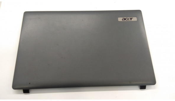 Кришка матриці корпуса для ноутбука Acer Aspire 5733, 15.6", AP0FO000K101, Б/В. Всі кріплення цілі.  Є тріщина (фото).
