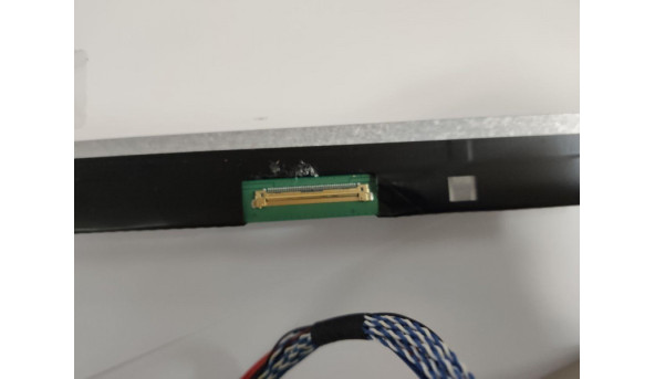 Матриця SAMSUNG, LTN156AT35-H01, 15.6'', LCD, HD 1366x768, 40-pin, Slim, б/в, Є засвіти та биті пікселі, помітні на всіх кольорах - 310178