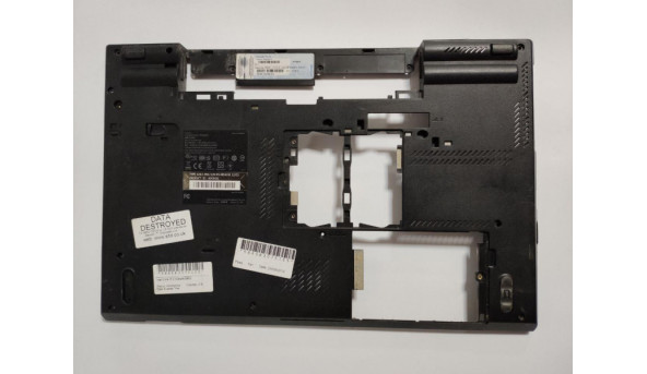 Нижня частина корпуса для ноутбука Lenovo ThinkPad W520, 15.6", б/в. Кріплення цілі, є пошкодження (фото)