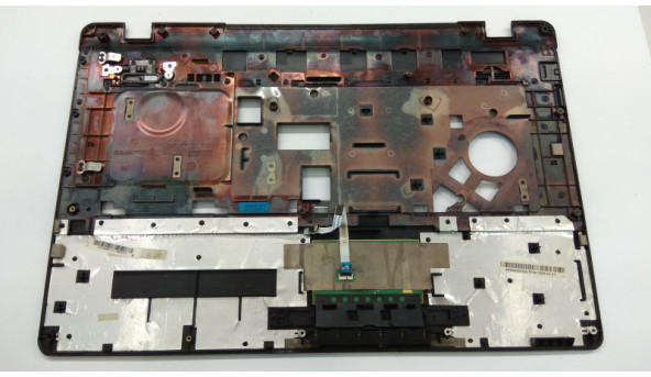 Середня частина корпуса для ноутбука Asus X73B, 17.3", AP0K4000200, Б/В. Є зламані кріплення (фото). Та відсутні бочки. - 310191
