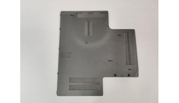 Сервісна кришка, для ноутбука Medion Akoya E7220, P7818, MD99160, 17.3", 13N0-YVA0A01, Б/В, В хорошому стані, без пошкодженнь.