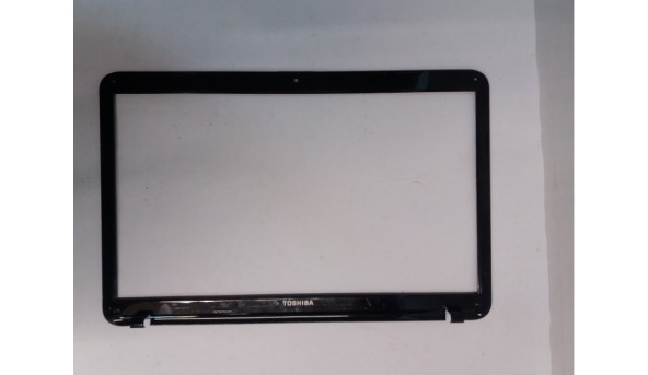 Рамка матриці корпуса для ноутбука TOSHIBA Satellite L870, L875, L875D, 17.3" , H000037500, Б/В. Без пошкоджень.