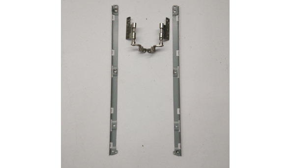 Петлі для ноутбука Toshiba Satellite P20-S303, P20-552, P20-862, P20-973, P20-S552, 17 ", ect000n000/00, Б/У. - 310623