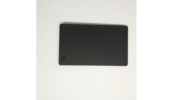 Сервісна кришка  для ноутбука Toshiba Satellite C670, C675, L770, L775, Б/В, В хорошому стані, без пошкодженнь. Є подряпини.