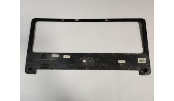 Накладка, на середню частину корпуса для ноутбука HP Presario CQ70, 17.0", 489115-001, Б/В. Всі кріплення цілі, відсутня заглушка для кнопки вкл. - 310753