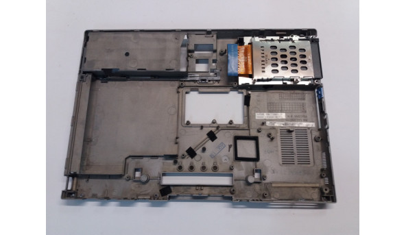 Нижня частина корпуса для ноутбука DELL LATITUDE D620, D630, CN-0XM013, REV A00, б/у.