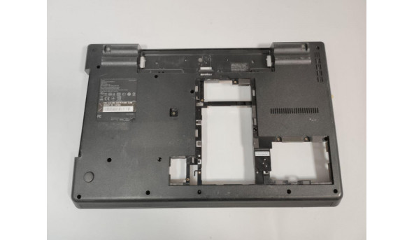 Нижня частина корпуса для ноутбука Lenovo ThinkPad E520, 60.4mi04.003, б/у. B хорошому стані, без пошкоджень.