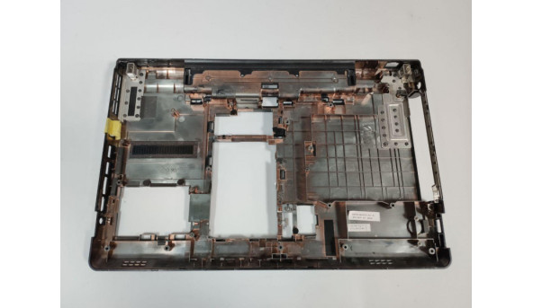 Нижня частина корпуса для ноутбука Lenovo ThinkPad E520, 60.4mi04.003, б/у. B хорошому стані, без пошкоджень. - 310872