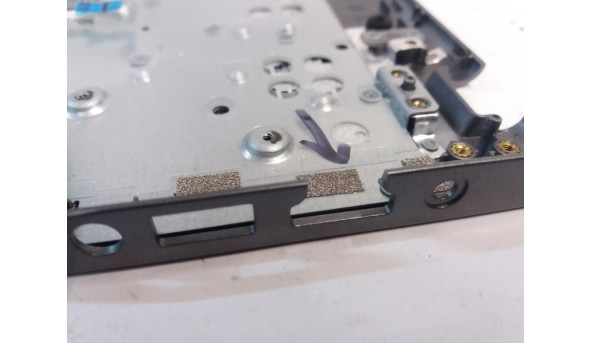 Середня частина корпуса для ноутбука Acer Chromebook C720, EAZHN001010, NSK-RA0SQ, AEZHNR00010, Б/В, Клавіатура робоча. Всі кріплення цілі, пошкоджений HDMI роз'єм (фото) - 310910