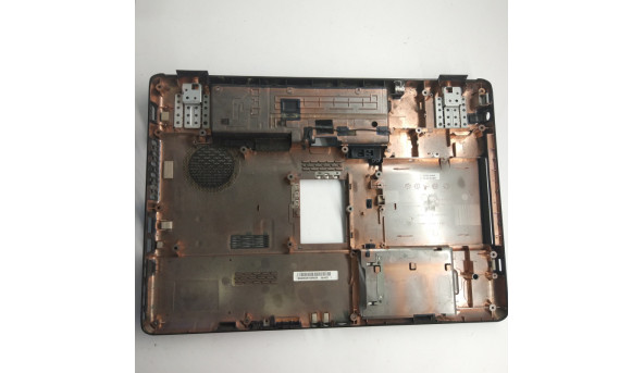 Нижня частина корпуса для ноутбука Toshiba Satellite L350, L350D, L355, L355D, v000140270, b0246602s1028602b, б/у, Б/В. - 311021