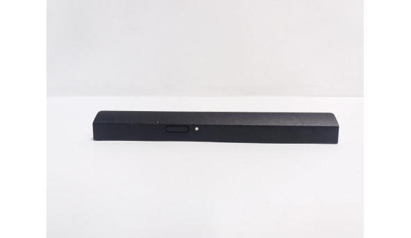 Заглушка, панель для ноутбука Toshiba Satellite C670, C675, L770, L775, Б/В, пошкоджено одне кріплення (фото)