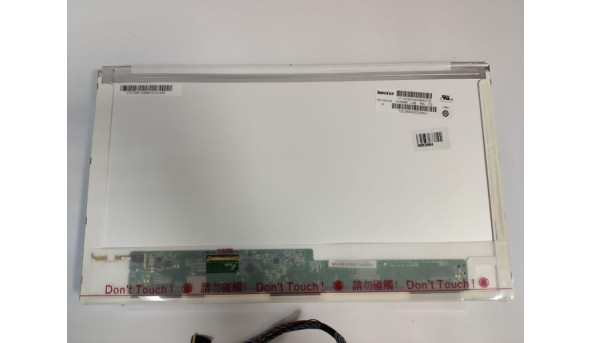 Матриця Innolux, N156B6-L0B Rev:C3, 15.6'', LCD, HD 1366x768, 40-pin, Normal, б/в, Є дві полоси на фото помітно - 311068