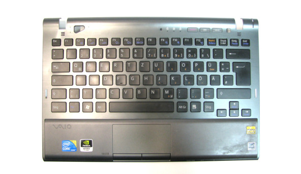 Середня частина корпуса для ноутбука Sony VAIO VPCZ1 PCG-31111M Б/У