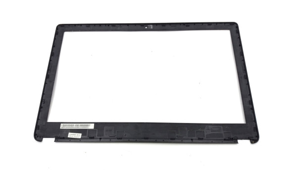 Рамка матрицы для Acer Aspire E1-532 E1-522 E1-570 E1-572 Packard Bell TE69HW 5WT2 FA0VR000400-1 Б/У - 311618