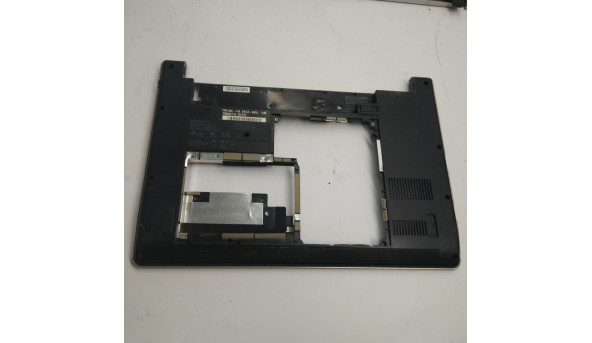 Нижня частина корпуса для ноутбука Lenovo ThinkPad Edge 13, 13.3",04w0349, Б/В