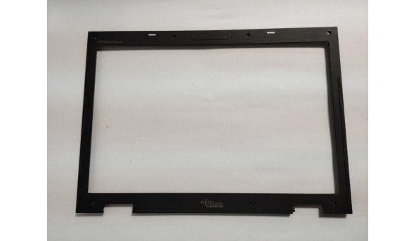 Рамка матриці для ноутбука для ноутбука Fujitsu Siemens Esprimo V6505, 15.4", 60.4J002.012, б/в. В хорошому стані, без пошкодженнь.