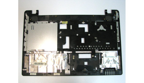 Середня частина корпусу для ноутбука Medion E6240T 13N0-CNA1501 Б/У - 312006