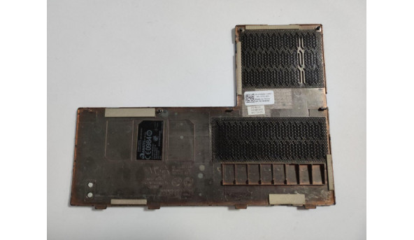 Сервісна кришка, для ноутбука Dell Studio 1555, 1557, 1558, CN-0W939J, 3RFM8BDWI00, Б/В, В хорошому стані, без пошкодженнь. Є подряпини. - 312031