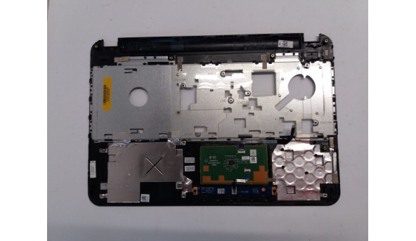 Середня частина корпуса для ноутбука Dell Inspiron 15, 5521, 15.6", CN-0M7X7T, AP0U5000200, Б/В. Має вмятину (фото) - 312566