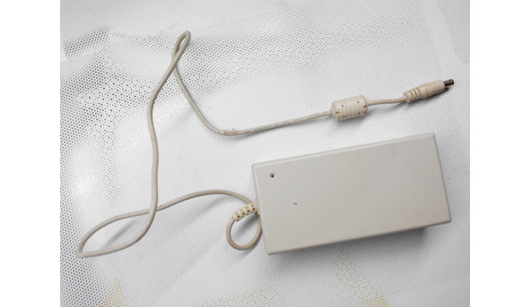 Блок живлення для ноутбука 12V 5A 60W, модель СH-1205, 80al17-2-ch rev 0.1A, б/у. - 312692